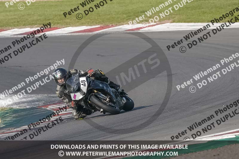 donington no limits trackday;donington park photographs;donington trackday photographs;no limits trackdays;peter wileman photography;trackday digital images;trackday photos